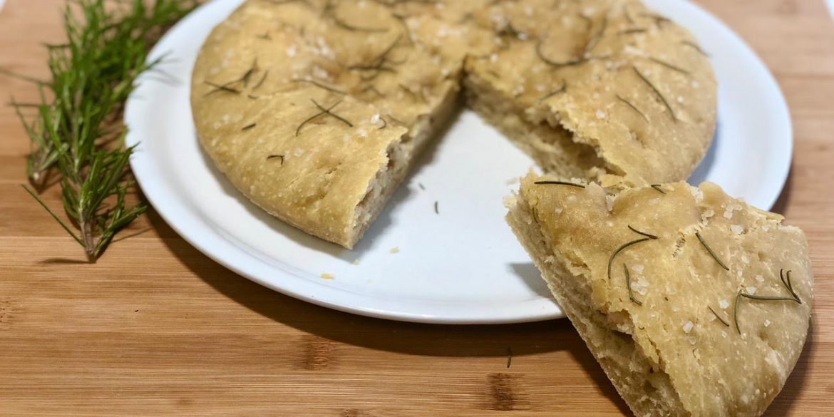 Pizza bianca con impasto alla birra: ecco la ricetta