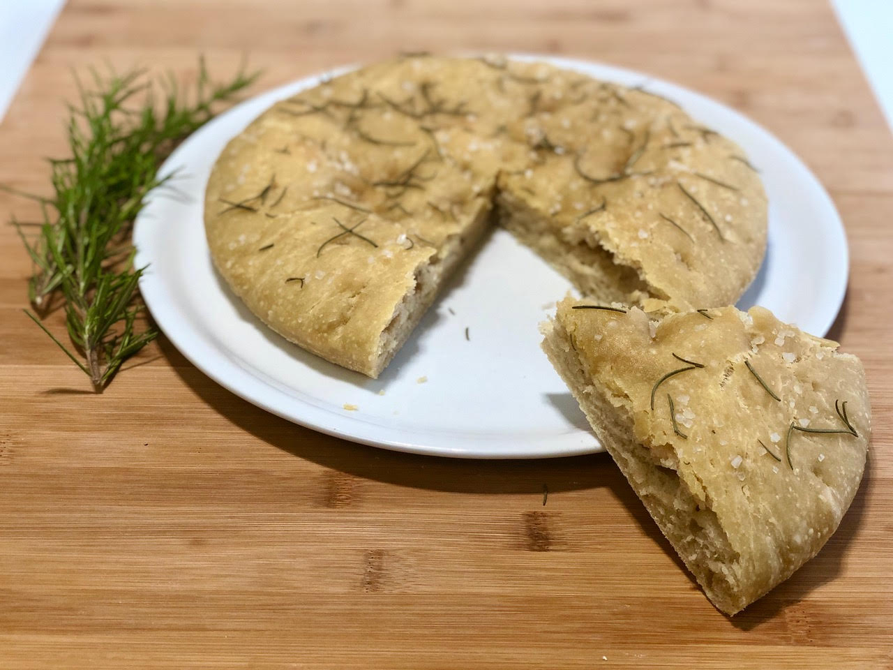 Pizza bianca con impasto alla birra: ecco la ricetta