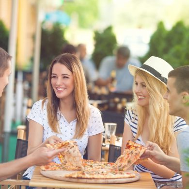 State cercando una pizzeria con giardino a Milano? Ecco i nostri consigli
